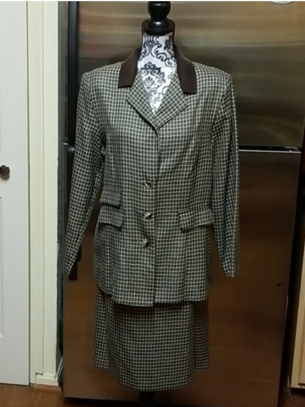 NWOT Wildlife Sportswear Skirt Set